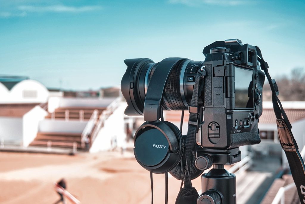 Špičková technika je základem profesionálních videí a fotografií
